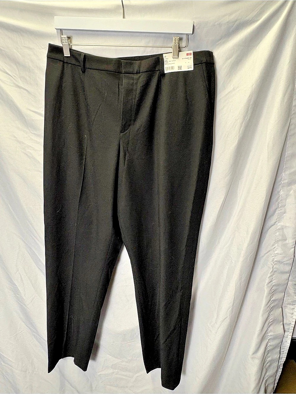 BNWT Women’s Uniqlo Smart Ankle Pants in Black XXL